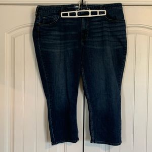 Darker blue capri jeans by Lee Riders in size 22M